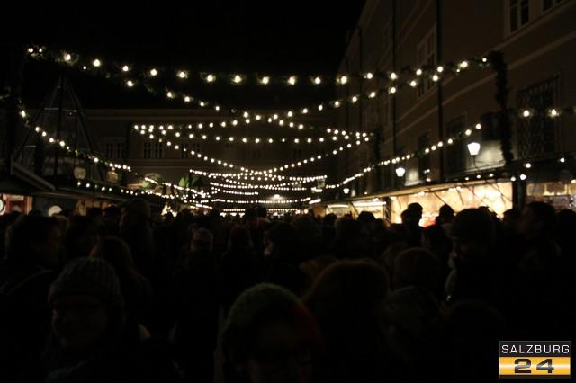 Krampuslauf Salzburger Christkindlmarkt, 5. Dezember 2012 | Salzburger Schiachpercht'n und Krampusse