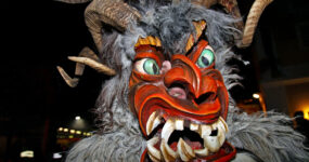 Maxglaner Krampuslauf Salzburg, 8. Dezember 2011 | Salzburger Schiachpercht'n und Krampusse