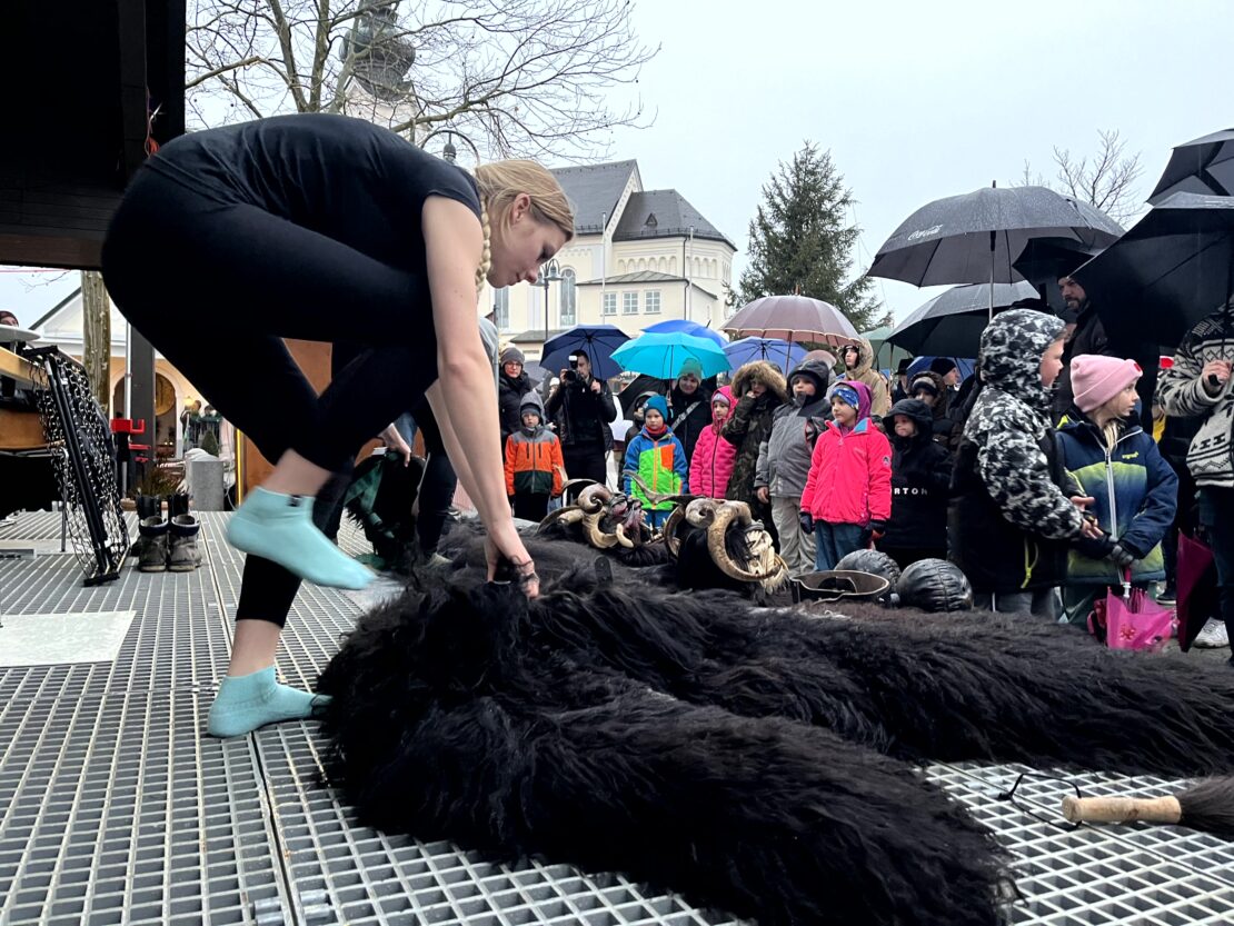 Perchten Hoagascht Wals, 6. Jänner 2024 | Salzburger Schiachpercht'n und Krampusse