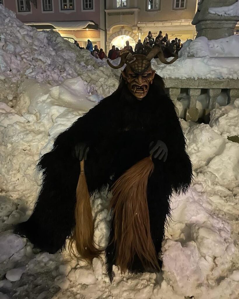 Krampuslauf Eferding, 3. Dezember 2023 | Salzburger Schiachpercht'n und Krampusse