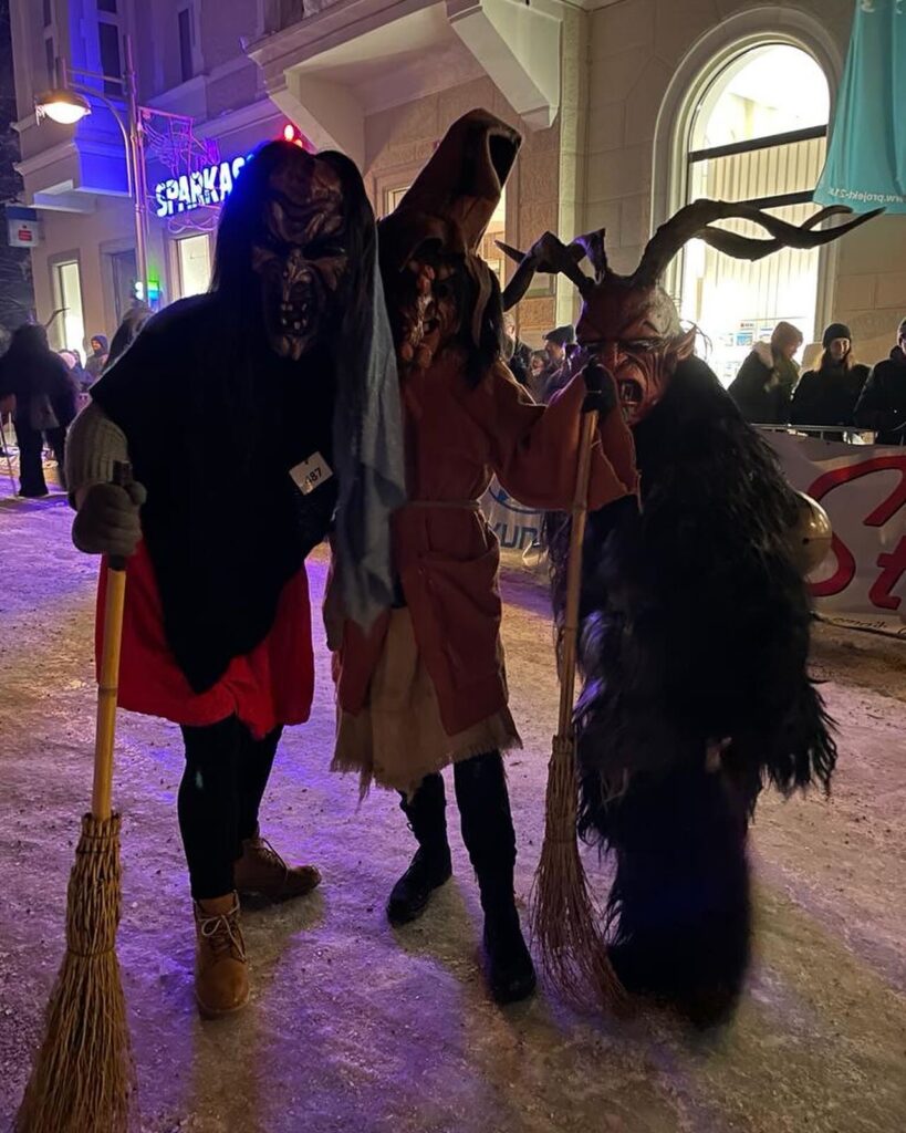 Krampuslauf Eferding, 3. Dezember 2023 | Salzburger Schiachpercht'n und Krampusse