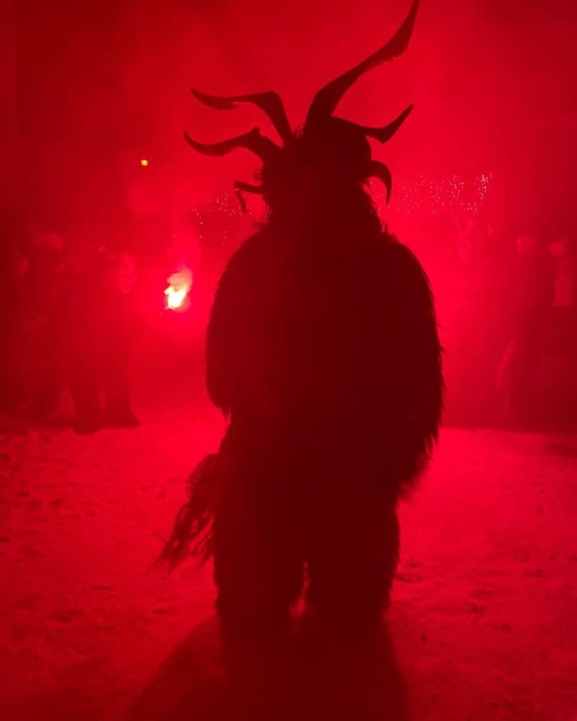 Krampuslauf Eferding, 3. Dezember 2023 | Salzburger Schiachpercht'n und Krampusse