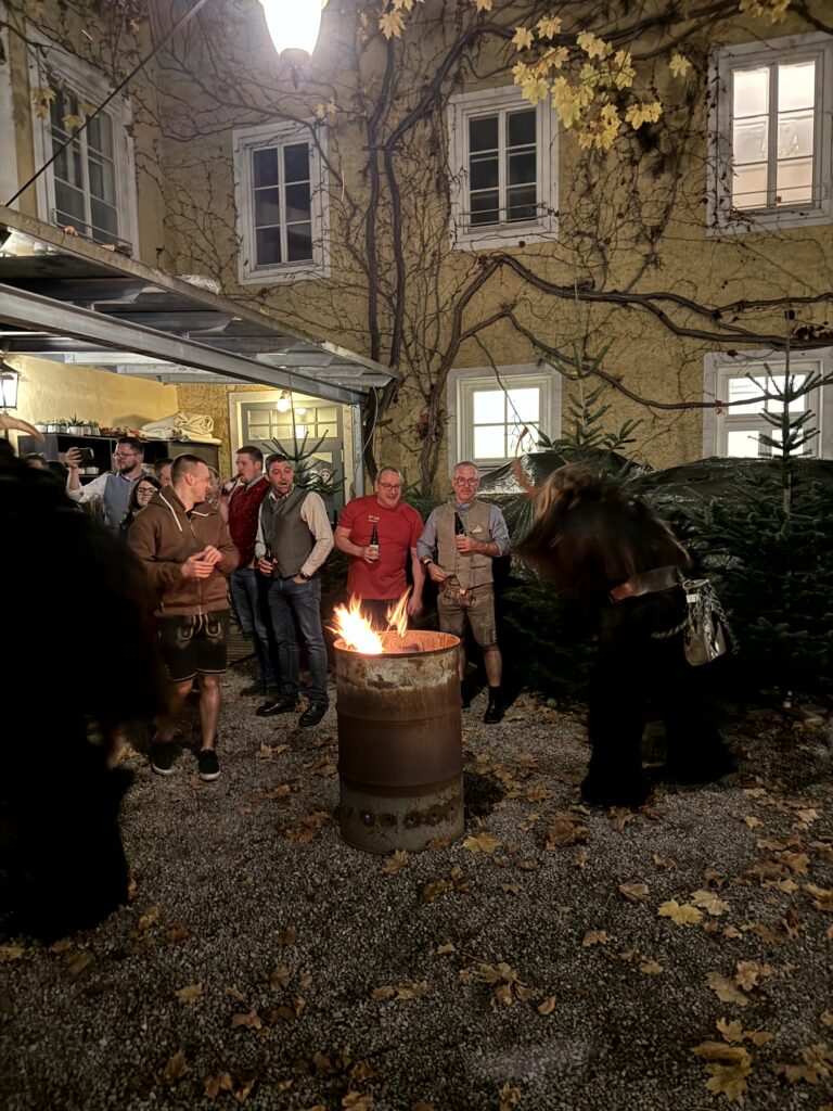 Saisonstart beim Wirtshaus Steinlechner, Salzburg, 26. November 2024 | Salzburger Schiachpercht'n und Krampusse