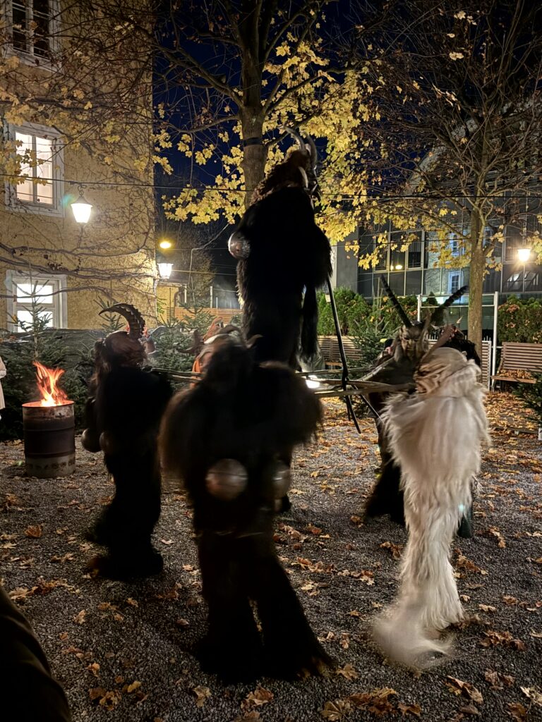 Saisonstart beim Wirtshaus Steinlechner, Salzburg, 26. November 2024 | Salzburger Schiachpercht'n und Krampusse