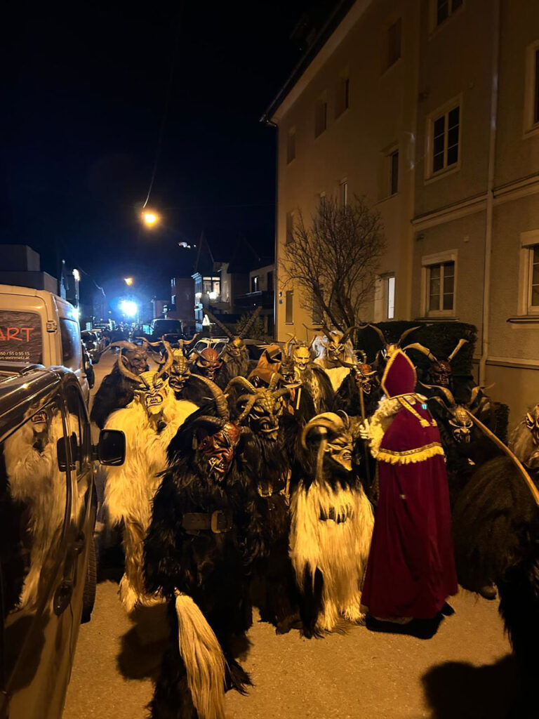 49. Gnigler Krampuslauf, Salzburg-Gnigl, 30. November 2024 | Salzburger Schiachpercht'n und Krampusse