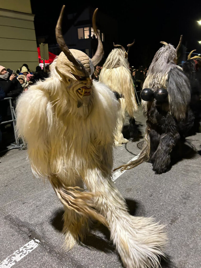 49. Gnigler Krampuslauf, Salzburg-Gnigl, 30. November 2024 | Salzburger Schiachpercht'n und Krampusse