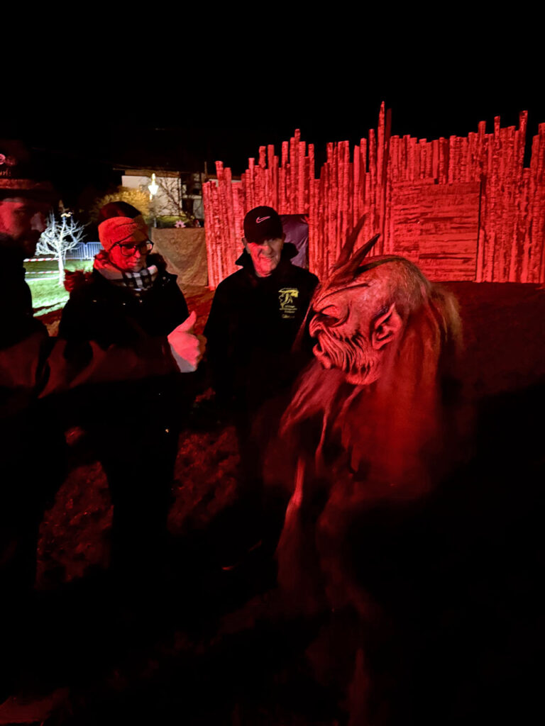 Krampuslauf der Kinder und Erwachsenen der Dorcha Pass, Fürstenbrunn/Salzbug, 29. November 2024 | Salzburger Schiachpercht'n und Krampusse