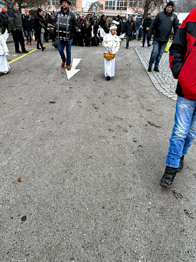 Kinderkrampuslauf in Obertrum am See, 1. Dezember 2024 | Salzburger Schiachpercht'n und Krampusse