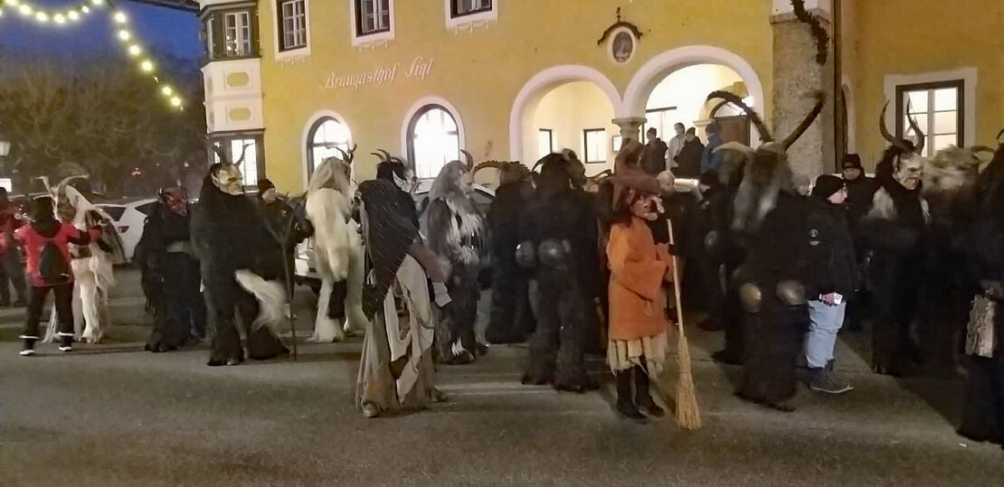 Krampuslauf in Obertrum am See, 1. Dezember 2024 | Salzburger Schiachpercht'n und Krampusse