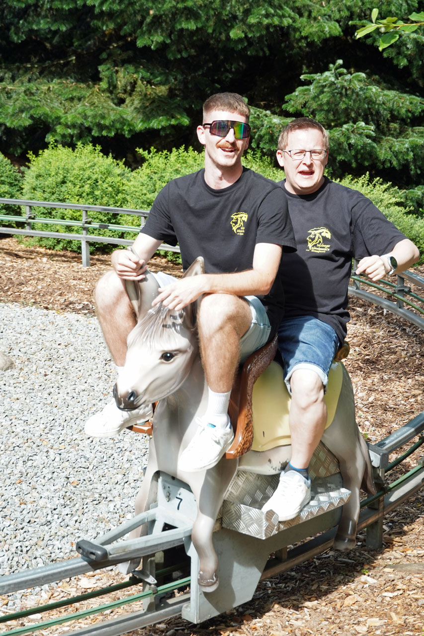 Vereinsausflug der Salzburger Schiachpercht'n und Krampusse 2025 in den Bayernparl