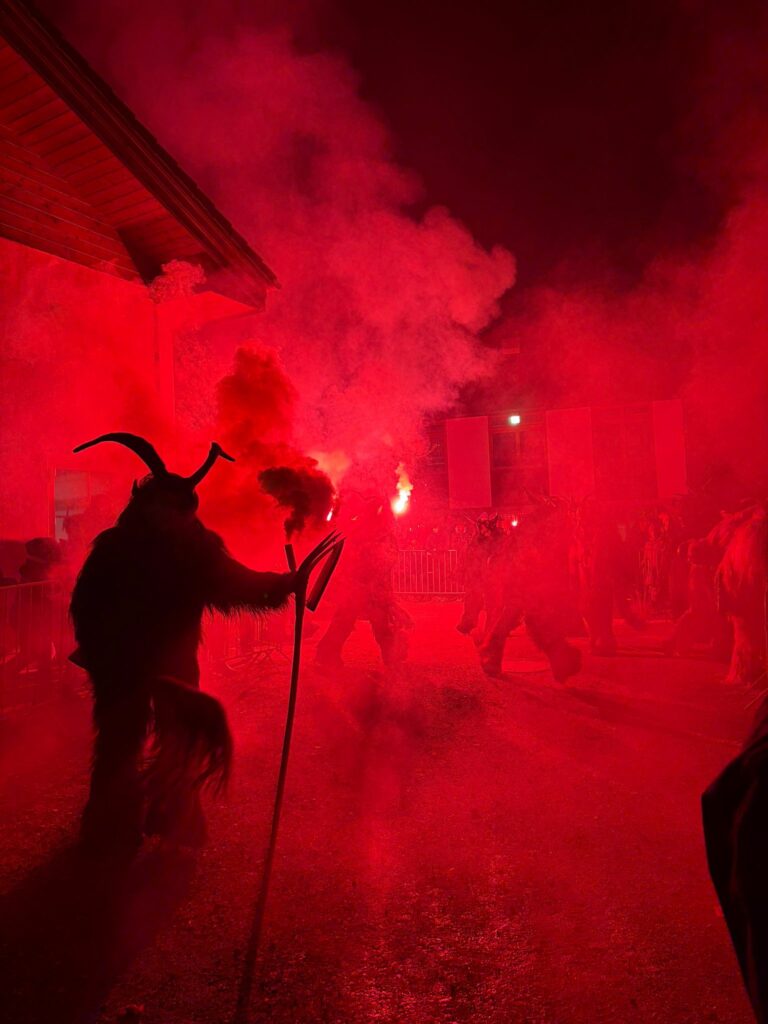 26. Hallwanger Krampuslauf am 28. 11. 2025