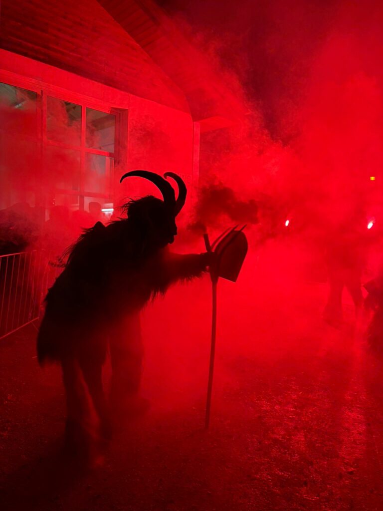 26. Hallwanger Krampuslauf am 28. 11. 2025