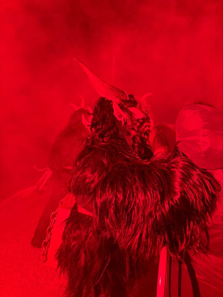 26. Hallwanger Krampuslauf am 28. 11. 2025