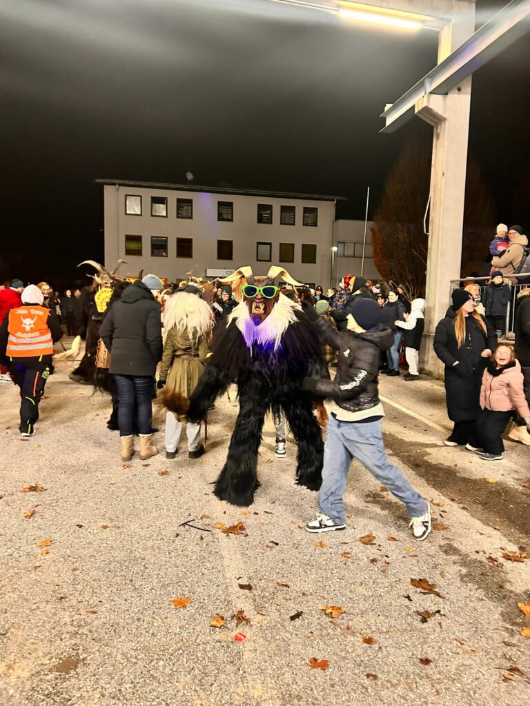 3. familiärer Krampusrummel in Liefering der Wilden Teufel Salzburg vom 22. 11. 2025